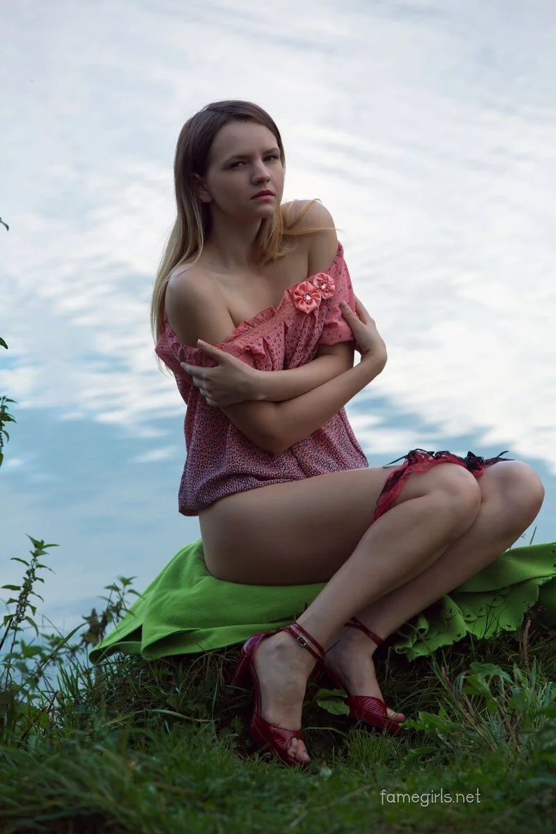 Яна